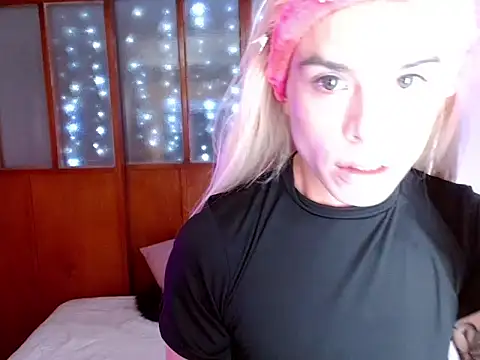 DanniHotBoy02 online show from February 2026 07:16:01 PM