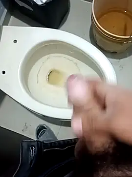 Snapshot of fercheyy chatting on February 2026 08:51:01 PM fercheyy online show from February 2026 08:51:01 PM