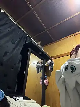 Zoe firee online show from February 2026 03:15:01 AM