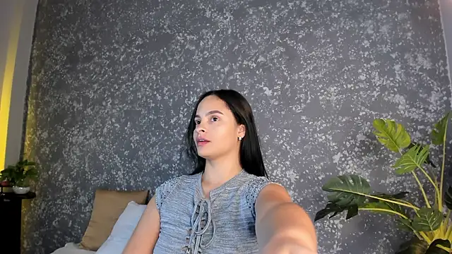 emma  summers online show from March 2026 07:14:02 PM