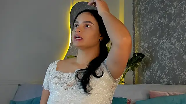 emma  summers online show from March 2026 07:36:02 PM