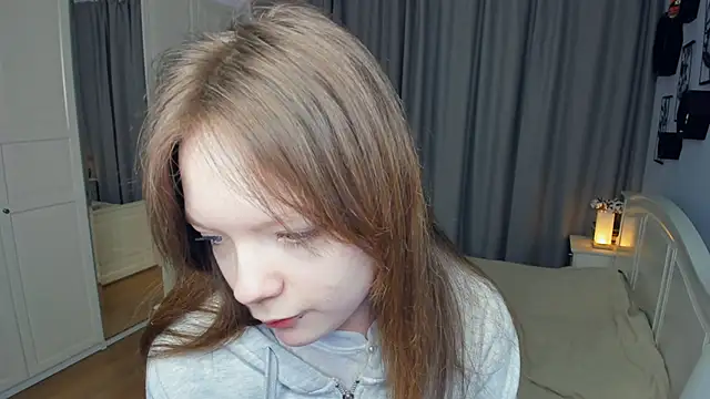 LavenderMitten online show from March 2026 05:34:02 AM