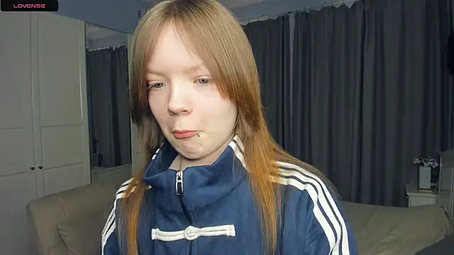 LavenderMitten online show from March 2026 06:13:01 AM