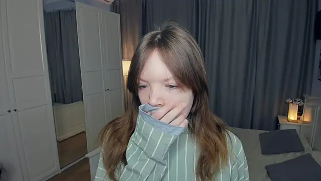 LavenderMitten online show from February 2026 05:09:01 AM