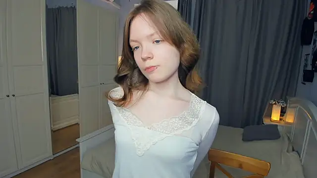 LavenderMitten online show from March 2026 05:15:01 AM