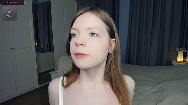 LavenderMitten online show from April 2026 05:46:01 AM