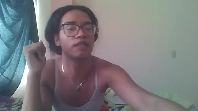 Snapshot of horny_brii chatting on June 2026 05:29:01 PM horny brii online show from June 2026 05:29:01 PM