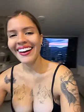 GabrielaS  online show from April 2026 11:22:02 PM
