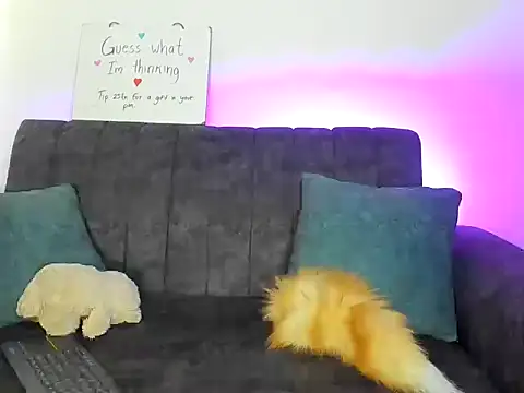 velmoon online show from March 2026 06:15:02 PM