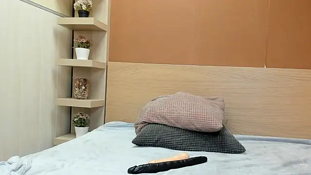 PinkyTwerkyX online show from March 2026 10:44:01 AM