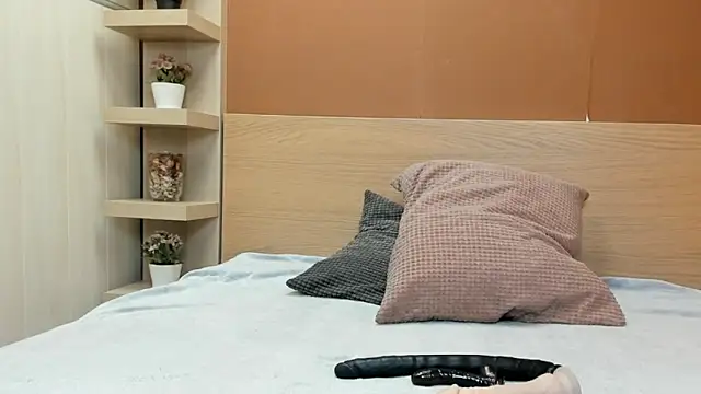 PinkyTwerkyX online show from March 2026 01:48:01 PM