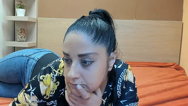 PinkyTwerkyX online show from September 2025 01:06:01 PM