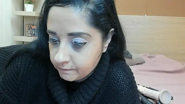 Snapshot of PinkyTwerkyX chatting on December 2025 02:43:02 PM PinkyTwerkyX online show from December 2025 02:43:02 PM