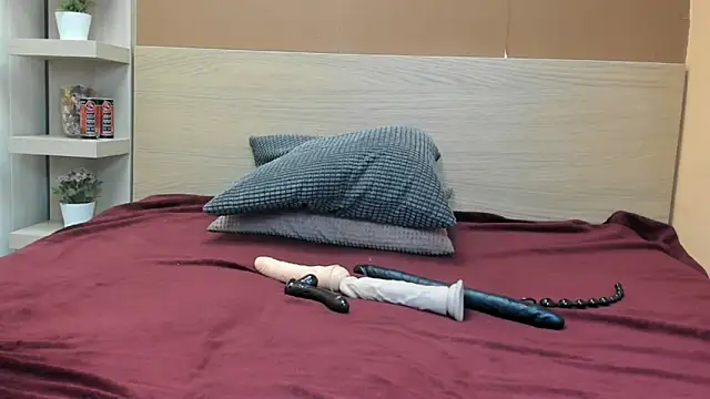 Snapshot of PinkyTwerkyX chatting on December 2025 01:21:02 PM PinkyTwerkyX online show from December 2025 01:21:02 PM