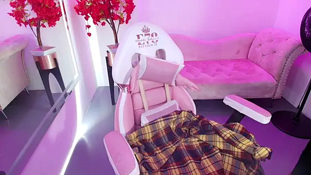 Snapshot of Kathy_dolce chatting on February 2026 06:26:01 AM Kathy dolce online show from February 2026 06:26:01 AM