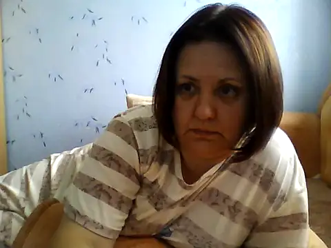 Snapshot of LockyCharm111 chatting on July 2026 06:53:01 AM LockyCharm111 online show from July 2026 06:53:01 AM