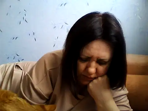 LockyCharm111 online show from April 2026 05:03:01 AM