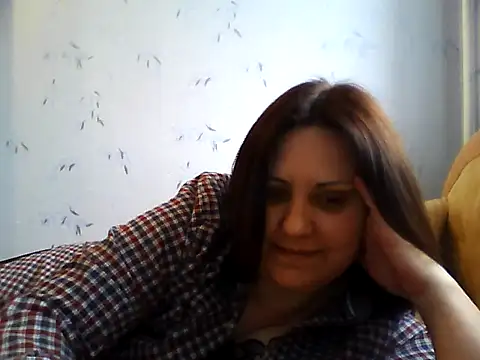 Snapshot of LockyCharm111 chatting on April 2026 03:24:01 PM LockyCharm111 online show from April 2026 03:24:01 PM