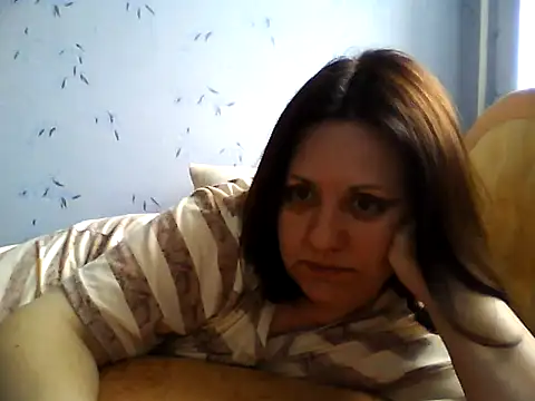 Snapshot of LockyCharm111 chatting on May 2026 06:06:02 AM LockyCharm111 online show from May 2026 06:06:02 AM