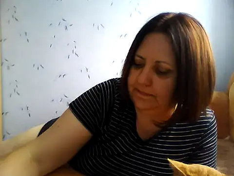 Snapshot of LockyCharm111 chatting on July 2026 04:36:02 AM LockyCharm111 online show from July 2026 04:36:02 AM