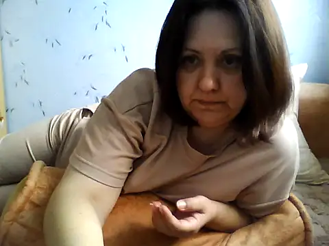 Snapshot of LockyCharm111 chatting on May 2026 04:30:02 AM LockyCharm111 online show from May 2026 04:30:02 AM