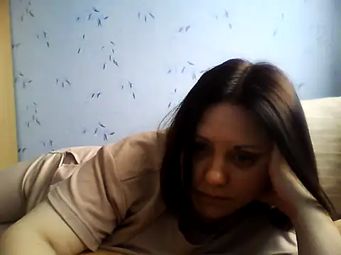 LockyCharm111 online show from April 2026 07:48:02 AM