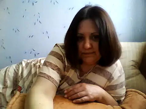 Snapshot of LockyCharm111 chatting on April 2026 06:20:02 AM LockyCharm111 online show from April 2026 06:20:02 AM