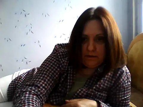 Snapshot of LockyCharm111 chatting on April 2026 11:28:01 AM LockyCharm111 online show from April 2026 11:28:01 AM