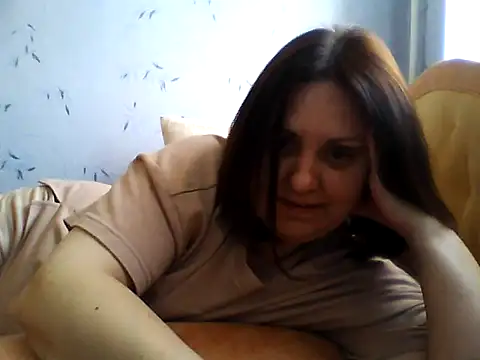Snapshot of LockyCharm111 chatting on April 2026 04:11:02 PM LockyCharm111 online show from April 2026 04:11:02 PM