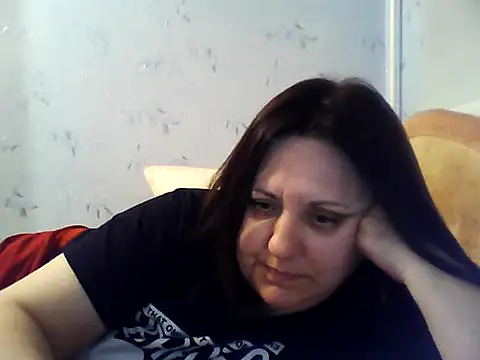 Snapshot of LockyCharm111 chatting on May 2026 09:40:02 PM LockyCharm111 online show from May 2026 09:40:02 PM