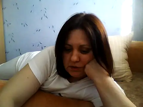 Snapshot of LockyCharm111 chatting on April 2026 02:47:02 PM LockyCharm111 online show from April 2026 02:47:02 PM