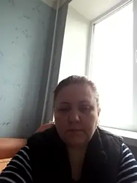 LockyCharm111 online show from February 2026 07:41:02 AM