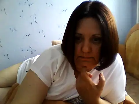 Snapshot of LockyCharm111 chatting on July 2026 04:46:02 AM LockyCharm111 online show from July 2026 04:46:02 AM