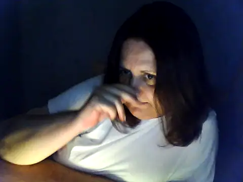 Snapshot of LockyCharm111 chatting on June 2026 06:41:02 PM LockyCharm111 online show from June 2026 06:41:02 PM