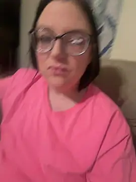FreaksOffALeash3261 online show from May 2026 03:38:02 AM