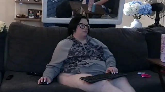 FreaksOffALeash3261 online show from February 2026 05:39:02 AM