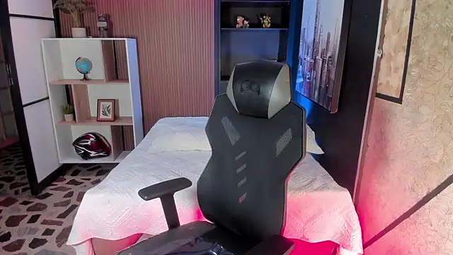 DulcePrince  online show from March 2026 01:35:02 PM