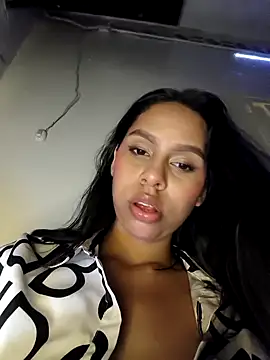 Evie Candy online show from April 2026 04:48:01 AM