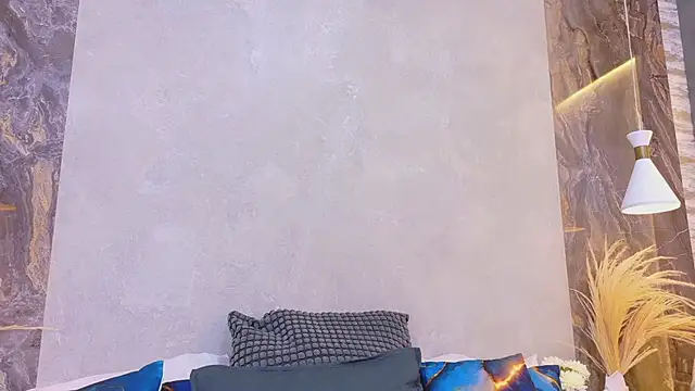 Hannah-Prada online show from February 2026 10:56:02 AM