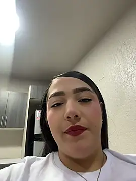 Snapshot of Hannah-Prada chatting on May 2026 11:37:02 AM Hannah-Prada online show from May 2026 11:37:02 AM