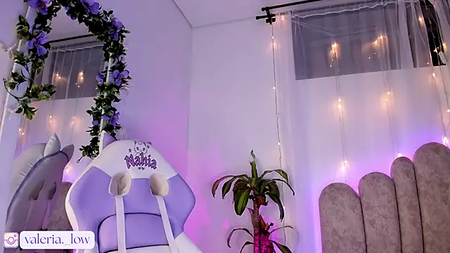 Nahialov online show from February 2026 02:01:01 AM