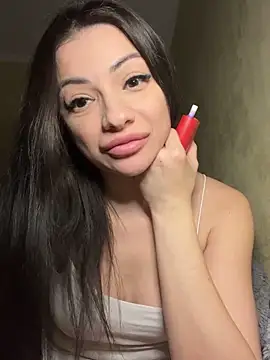 Snapshot of Layana_Ro chatting on February 2026 05:09:01 AM Layana Ro online show from February 2026 05:09:01 AM