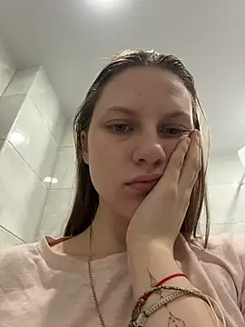 YourSweetArya online show from February 2026 11:07:01 AM