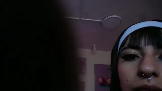 AnnyCotton online show from March 2026 07:37:01 PM