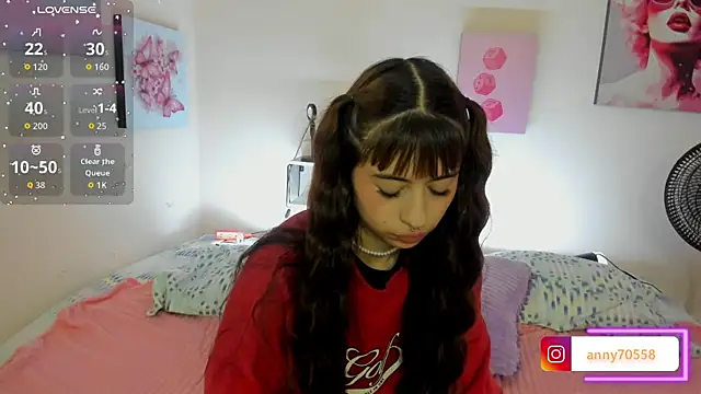 AnnyCotton online show from July 2026 07:20:01 PM