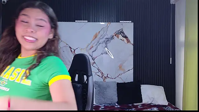 Snapshot of Sophie19__ chatting on April 2026 11:55:02 AM Sophie19 online show from April 2026 11:55:02 AM