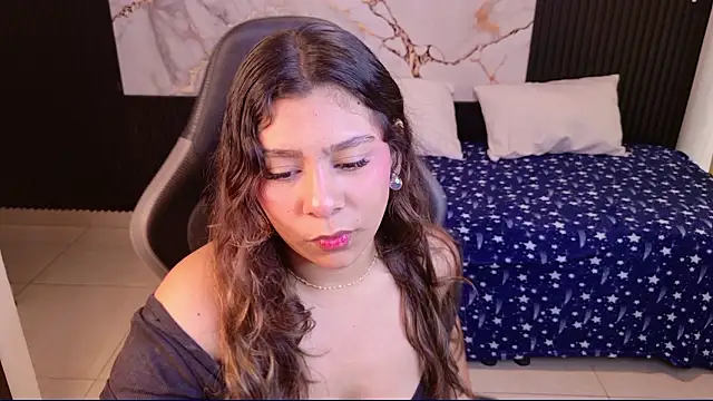 Snapshot of Sophie19__ chatting on March 2026 01:08:02 PM Sophie19 online show from March 2026 01:08:02 PM