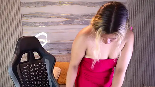Sophie19   online show from May 2026 12:42:01 PM