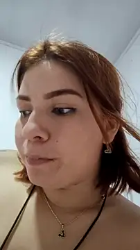 alessia dolce online show from April 2026 12:28:02 AM