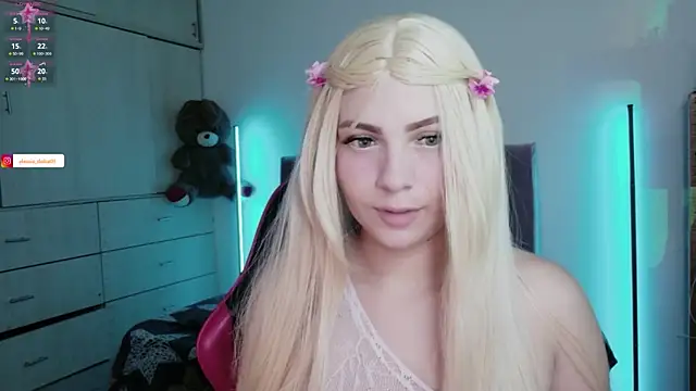 alessia dolce online show from May 2026 12:52:02 AM